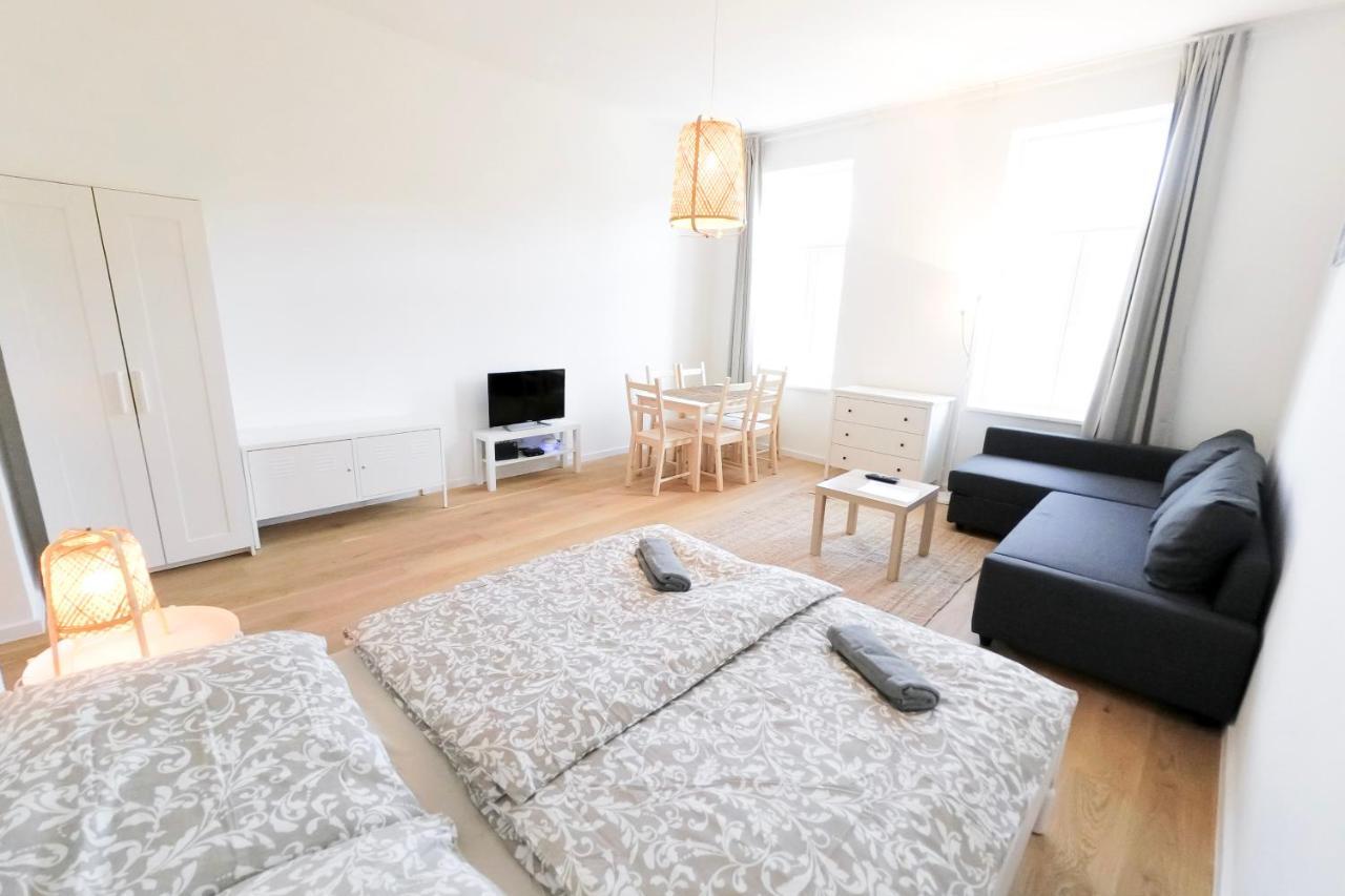 Vienna City Apartments - Metro 1160 Виена Екстериор снимка