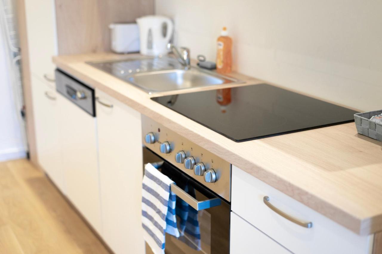 Vienna City Apartments - Metro 1160 Виена Екстериор снимка