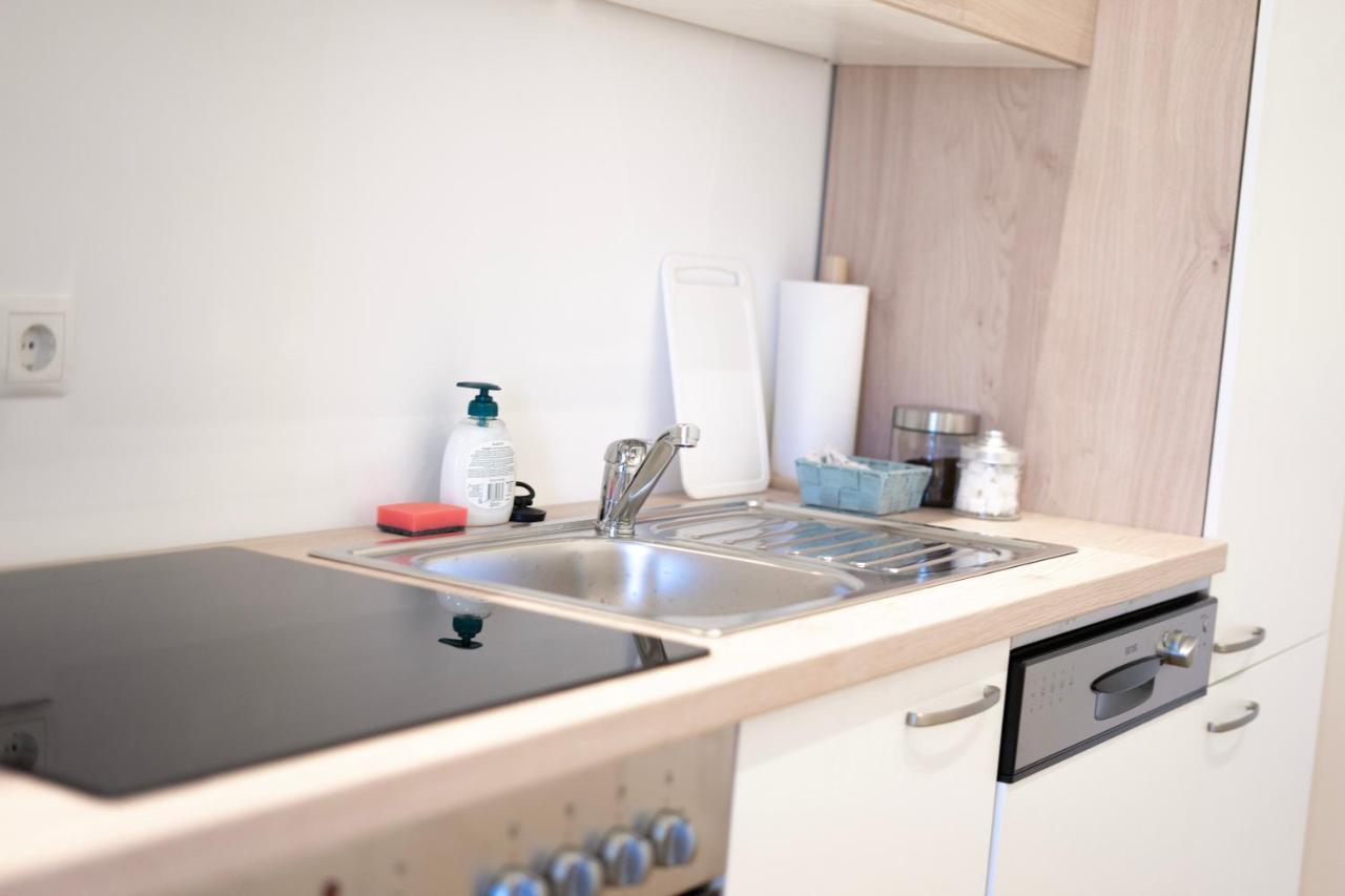 Vienna City Apartments - Metro 1160 Виена Екстериор снимка